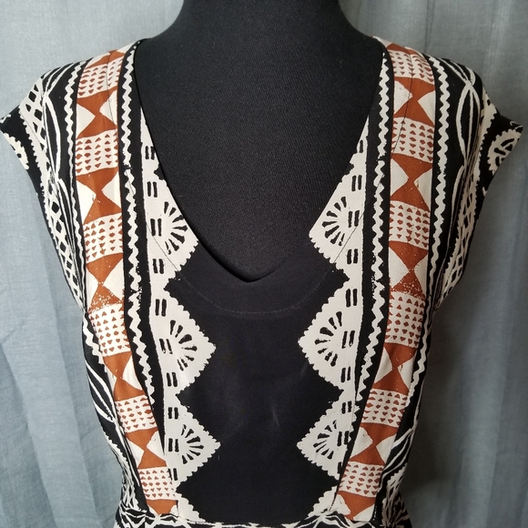 Nanette Lepore Sill Neutrals Tribal Print Blouse - Picture 3 of 6